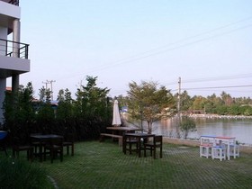 Varee Manust Resort