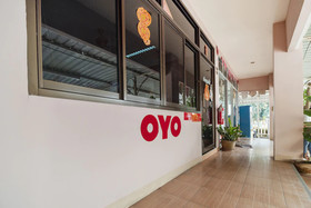 9's Born by OYO Rooms
