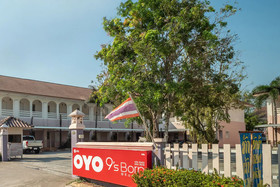 9's Born by OYO Rooms