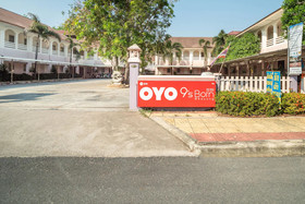 9's Born by OYO Rooms