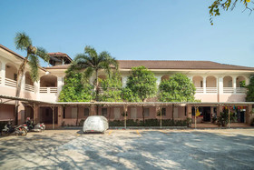 9's Born by OYO Rooms