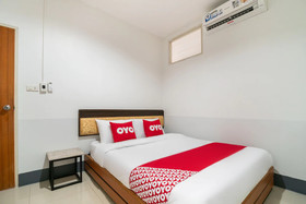 9's Born by OYO Rooms