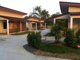 Again Resort