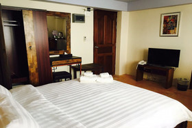 Arcadia Maephim Luxury Serviced Apartments