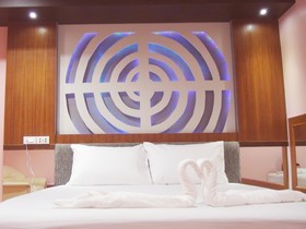 Arena Resort