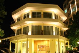 Caza V1 Serviced Apartment