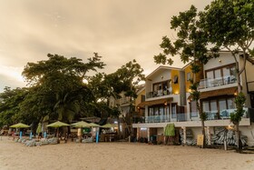 Diamond Beach Resort