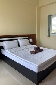 Ek Residence by OYO Rooms