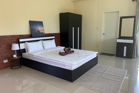 Ek Residence by OYO Rooms