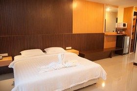 Golden City Rayong Hotel
