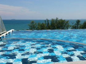Grand Beach Condominium (B26)