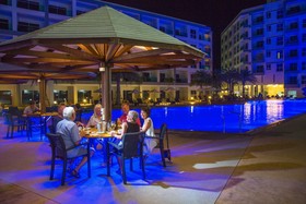 GrandBlue Resort & Beachclub