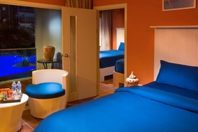 GrandBlue Resort & Beachclub