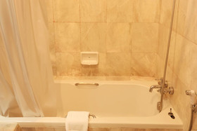 Grand Garden Hotel & Ressidence