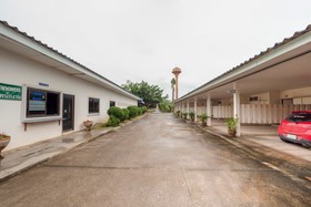 Lets Go Hotel by OYO Rooms