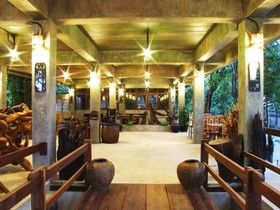 Mac Garden Resort