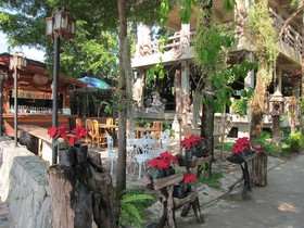 Mac Garden Resort