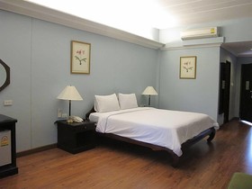 Mae Pim Resort Hotel