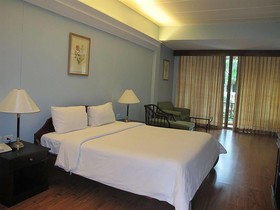 Mae Pim Resort Hotel