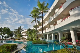 Novotel Rayong Rim Pae Resort Hotel