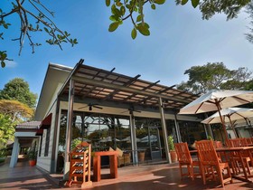 Novotel Rayong Rim Pae Resort Hotel