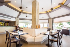 Novotel Rayong Rim Pae Resort Hotel