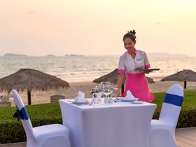 Novotel Rayong Rim Pae Resort Hotel
