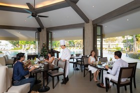 Novotel Rayong Rim Pae Resort Hotel
