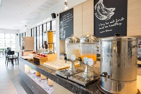 Novotel Rayong Rim Pae Resort Hotel