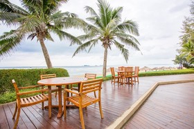 Novotel Rayong Rim Pae Resort Hotel