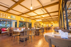 Novotel Rayong Rim Pae Resort Hotel