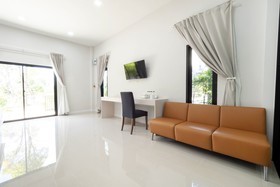 OYO 75378 Thawapee Resort