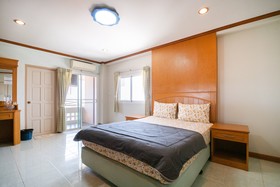 Preechana Golden Place Service Apartment by OYO