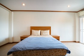 Preechana Golden Place Service Apartment by OYO