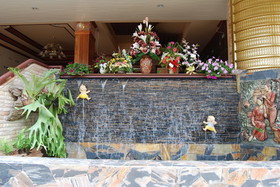 Preechana Golden Place Serviced Apartment