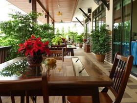Rayong Lanna Hotel