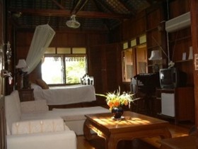 Ruen Thai Rim Haad