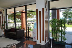 Sakura Boutique Hotel and Resident