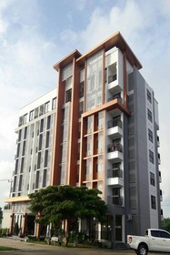 Sakura Boutique Hotel and Resident
