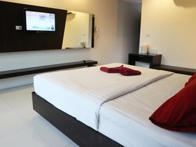Silver Sand Resort