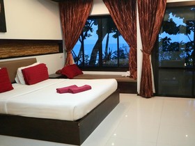 Silver Sand Resort