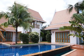 VIP Chain Resort - Thai Pool Villa