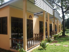 Tom Pizza Resort