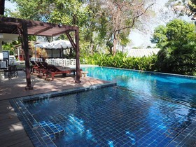 Lima Bella Resort