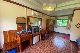 Bannoichynum Resort Kanchanaburi by OYO Rooms