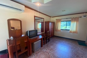 Bannoichynum Resort Kanchanaburi by OYO Rooms