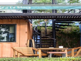 Le blocs Resort and Cafe