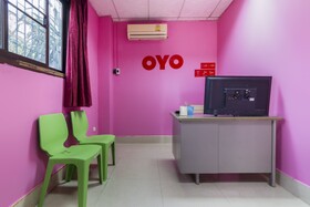 For Love Hotel by OYO Rooms