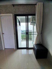 Samutsakorn Apartment