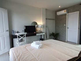 Samutsakorn Apartment